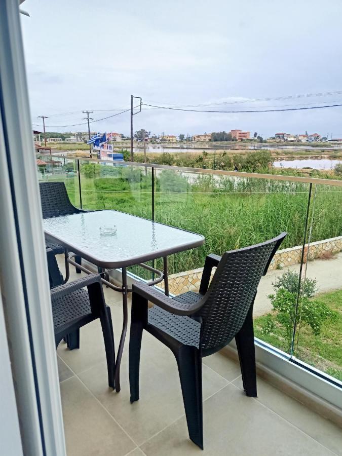 Almiriki Studios & Apartments 阿里克斯 外观 照片